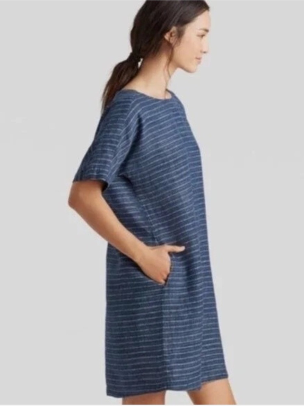 Eileen Fisher Scoop Neck Tunic Dress in Striped Graphite. Size: Medium - Picture 4 of 11